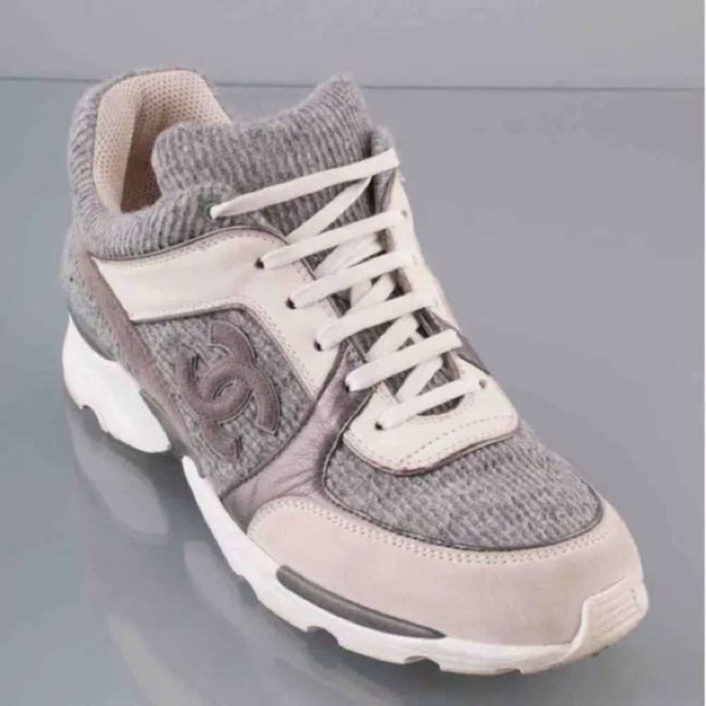 ISO THESE!!! Size 36.5-38.5 depending on fit